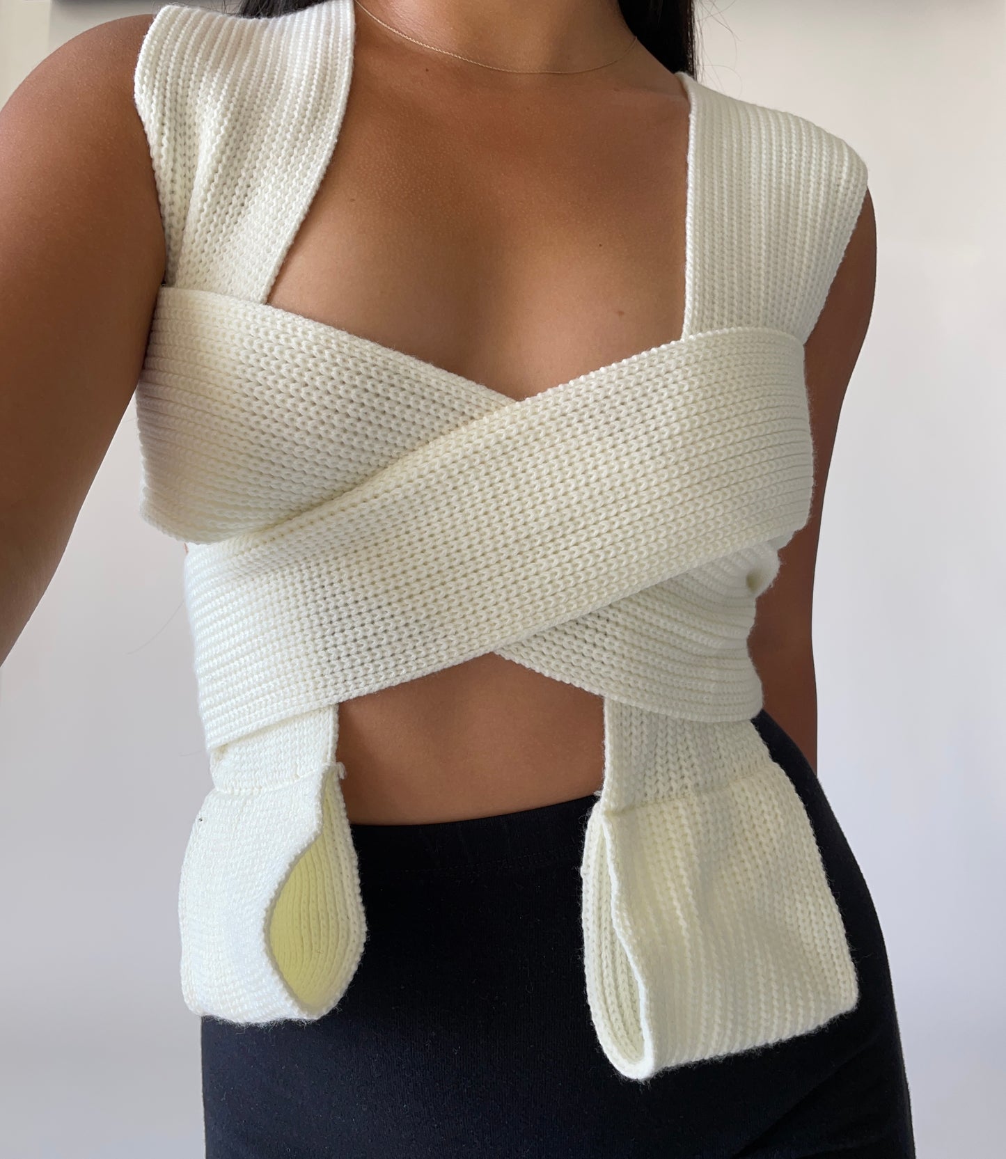 KNIT WRAP TOP - S